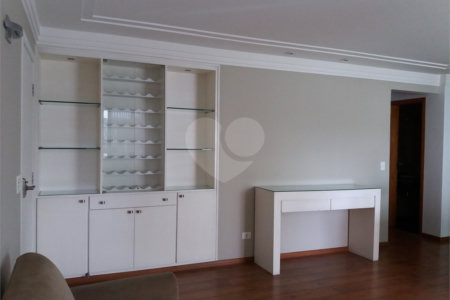 Apartamento à venda com 3 suítes em Jardim Anália Franco, São Paulo, SP