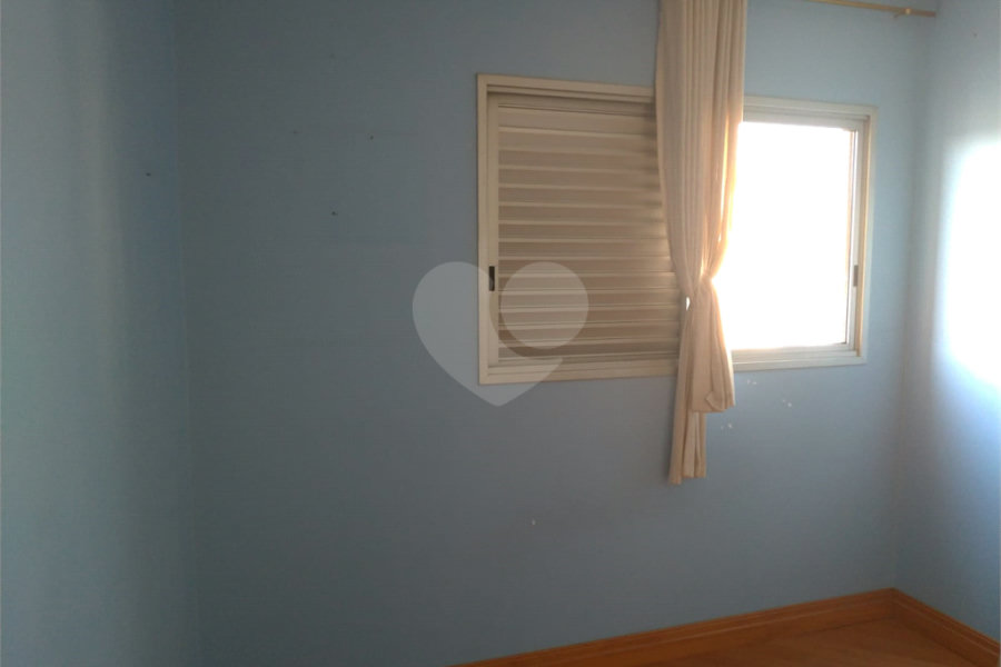 Casa à venda com 5 quartos, sendo 1 suíte, em Mantiqueira, Mairiporã, SP