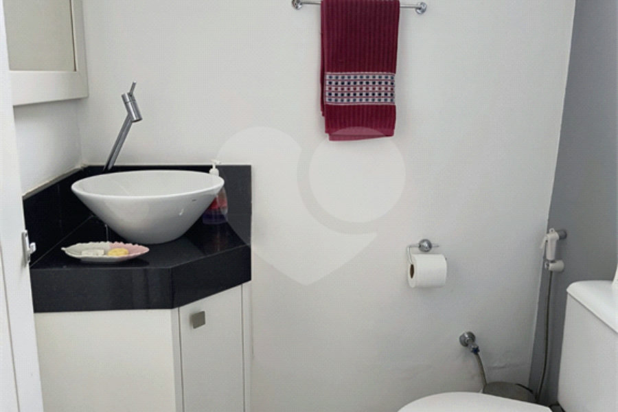 Casa à venda com 4 suítes em Roseira, Mairiporã, SP