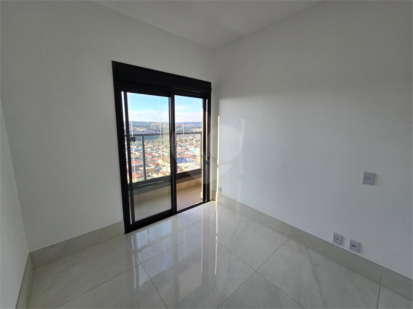 Apartamento para alugar com 3 suítes no Centro, Itapetininga, SP