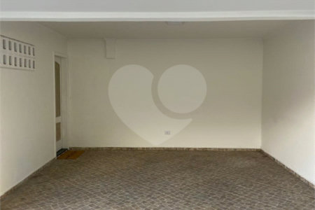 Casa de Vila à venda com 2 quartos, sendo 1 suíte,  em Silveira, Santo André, SP