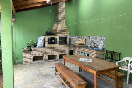 Casa à venda com 3 quartos, sendo 1 suíte,  em Jardim Fonte Áurea, Poá, SP
