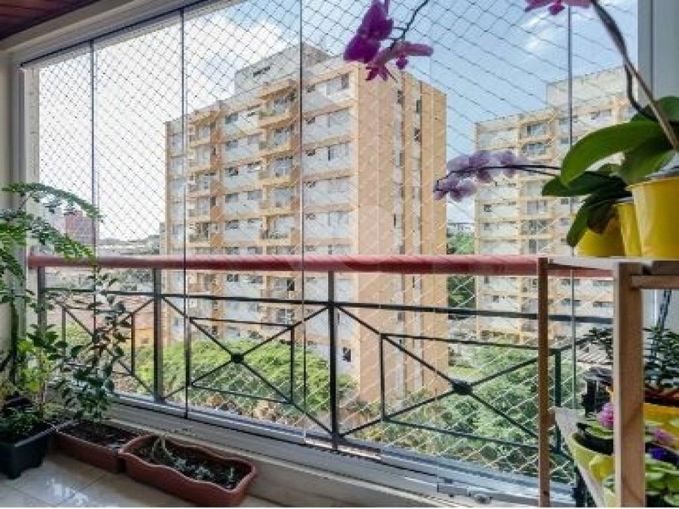 Apartamento à venda com 3 quartos, sendo 1 suíte,  em Jardim Monte Kemel, São Paulo, SP