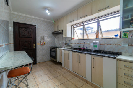 Casa à venda com 3 quartos, sendo 1 suíte,  em Santo Amaro, São Paulo, SP
