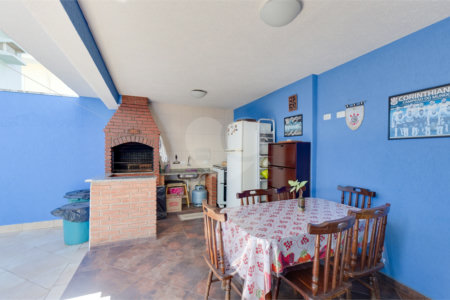 Casa à venda com 3 quartos, sendo 1 suíte, em Santo Amaro, São Paulo, SP