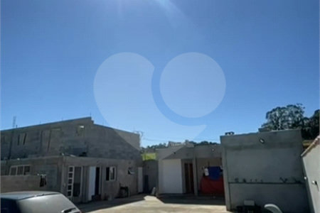 Sítio à venda com 2 quartos, sendo 1 suíte,  em Cocuera, Mogi das Cruzes, SP