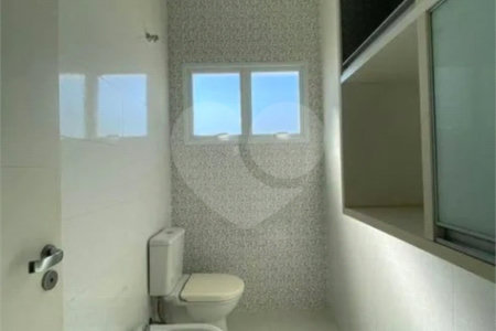 Casa à venda com 4 suítes no condomínio Ipê Velho, Vinhedo - SP