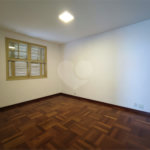 Casa para alugar com 4 quartos, sendo 2 suítes, no condomínio Comendador Elias Zarzur, São Paulo - SP