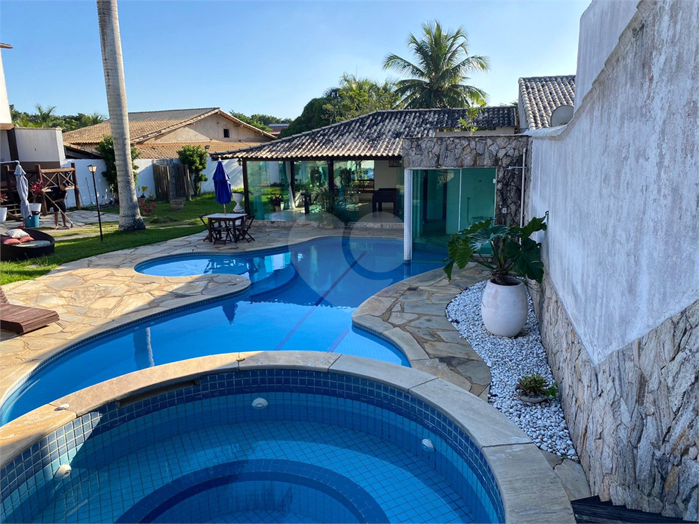 Hotel à venda com 9 suítes em Albatroz, Armação dos Búzios, RJ