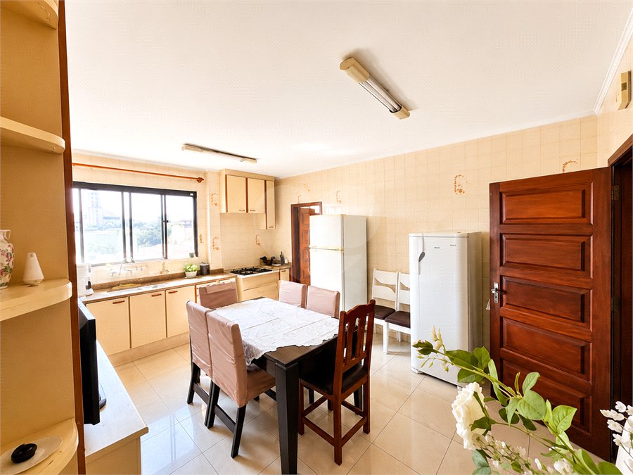 Apartamento à venda com 3 quartos, sendo 1 suíte,  em Vila Hortência, Sorocaba, SP