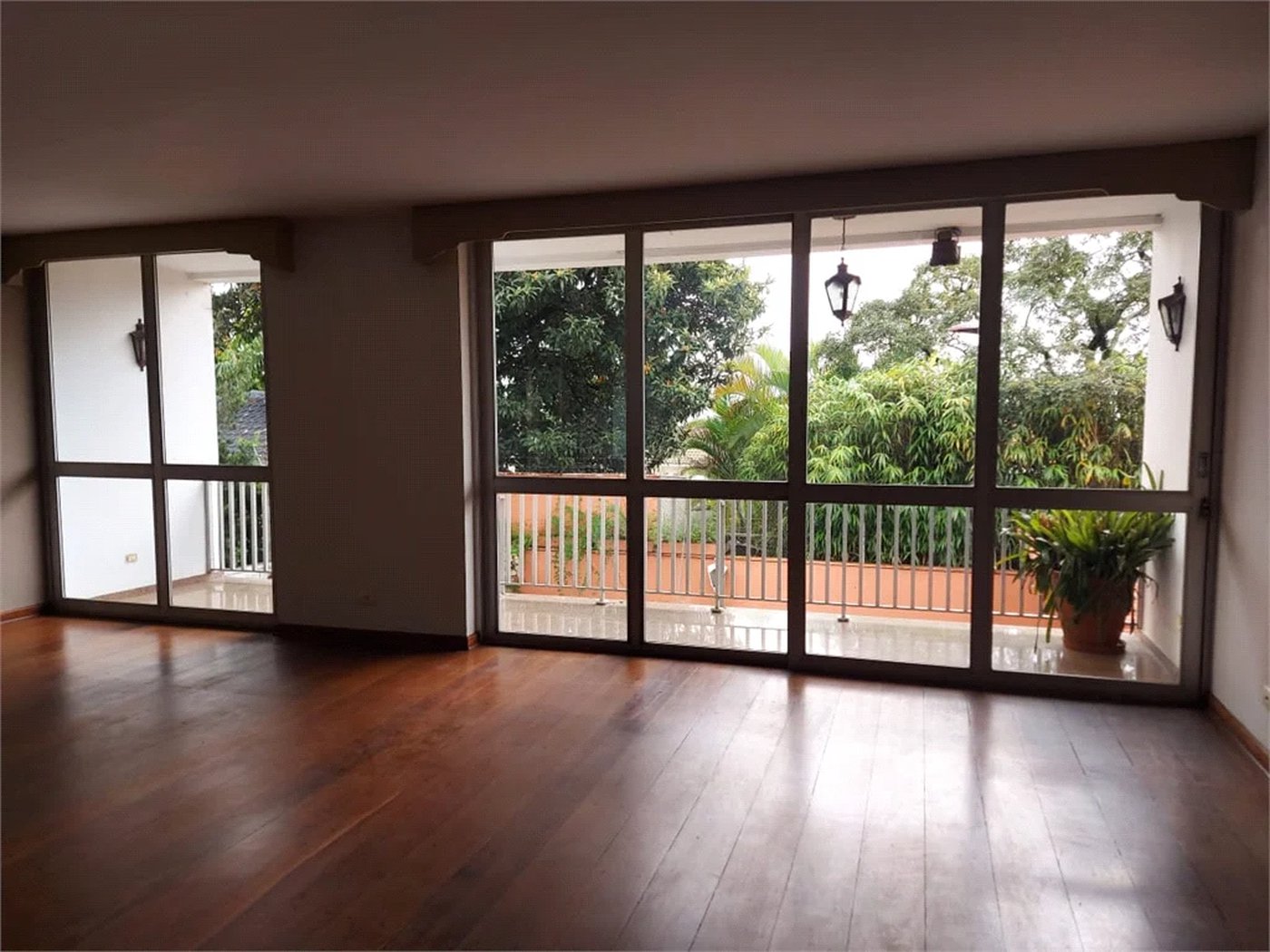 Casa à venda com 4 suítes em Alto da Lapa, São Paulo, SP