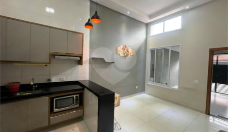 Casa à venda com 3 quartos, sendo 1 suíte,  em Jardim Residencial Veneza, Indaiatuba, SP