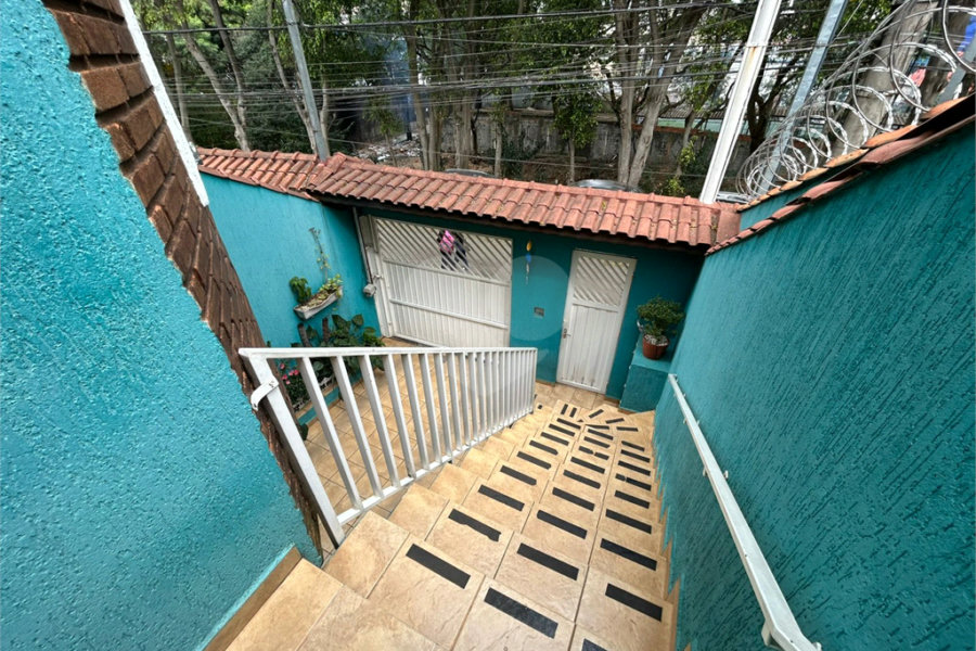 Sobrado à venda com 3 quartos, sendo 1 suíte, em Tremembé, São Paulo, SP