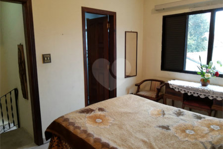 Casa Térrea à venda com 4 quartos, sendo 1 suíte,  em Vila Mazzei, São Paulo, SP
