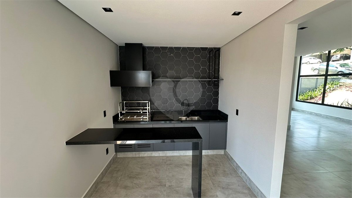 Casa à venda com 4 quartos, sendo 3 suítes, em Condomínio Terras de Santa Cruz, Bragança Paulista, SP