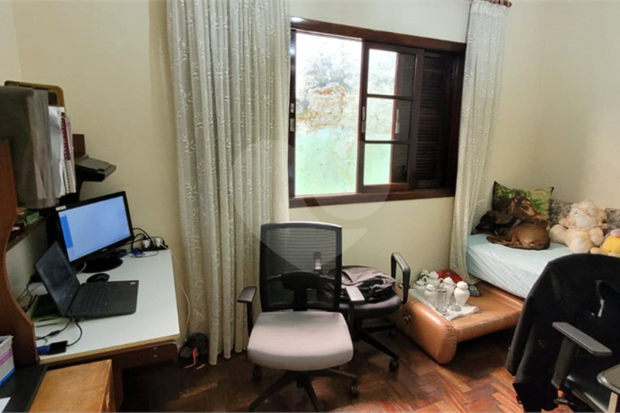 Sobrado à venda com 3 quartos, sendo 1 suíte, em Vila Dom Pedro Ii, São Paulo, SP