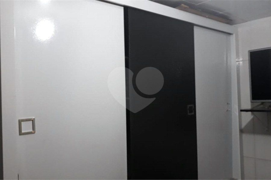 Sobrado à venda com 3 quartos, sendo 1 suíte, em Parque Continental I, Guarulhos, SP