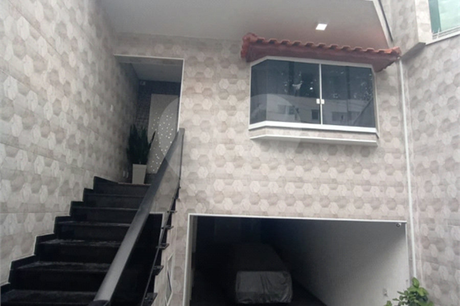 Sobrado à venda com 4 quartos, sendo 1 suíte, em Tremembé, São Paulo, SP