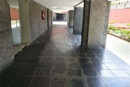Apartamento à venda com 2 quartos em Santo Amaro, São Paulo, SP