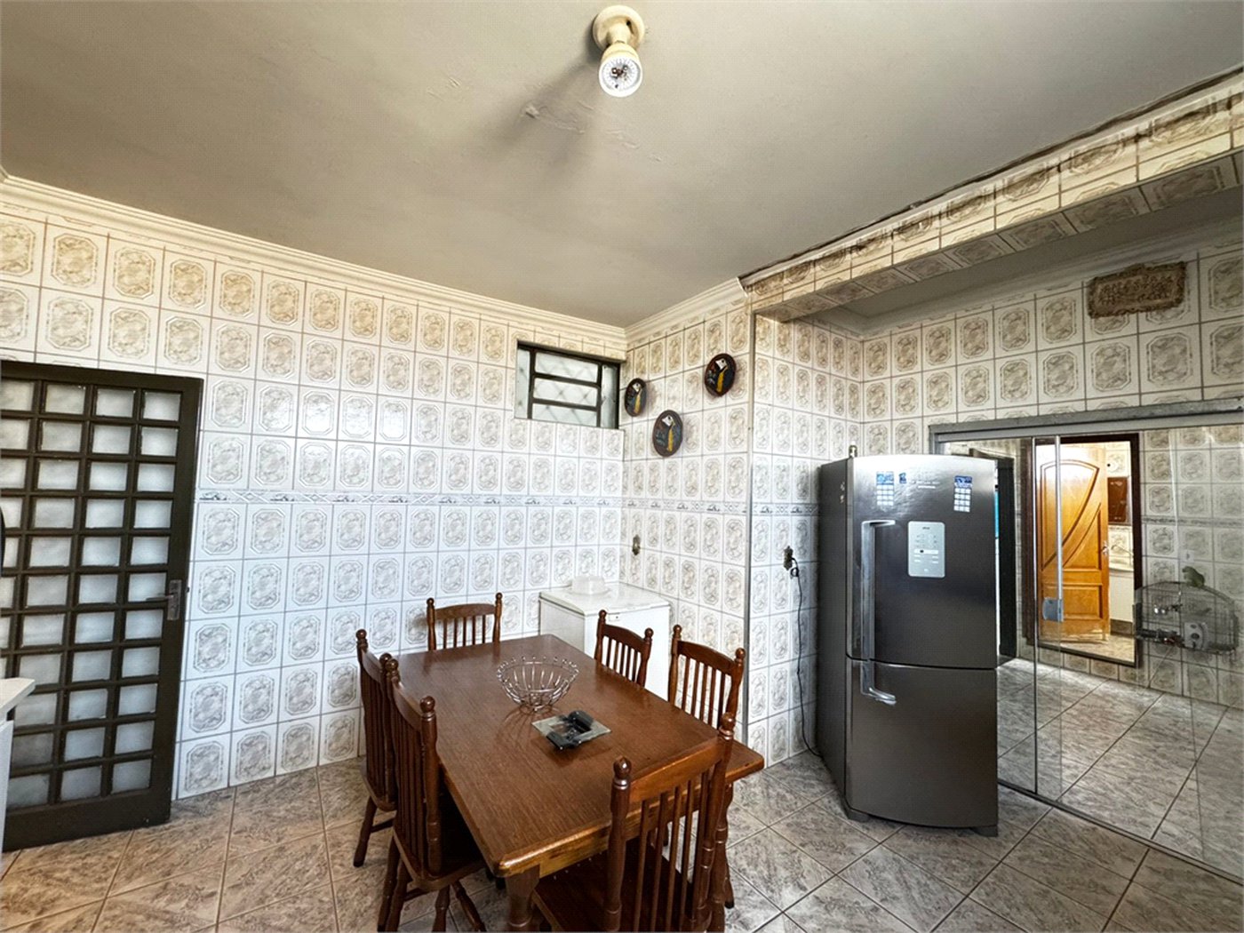 Sobrado à venda com 5 quartos, sendo 2 suítes, em Vila Monte Alegre, Ribeirão Preto, SP