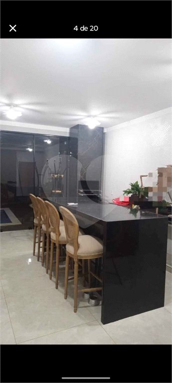 Casa à venda com 3 quartos, sendo 2 suítes, no condomínio Jardim Valencia, Ribeirão Preto - SP