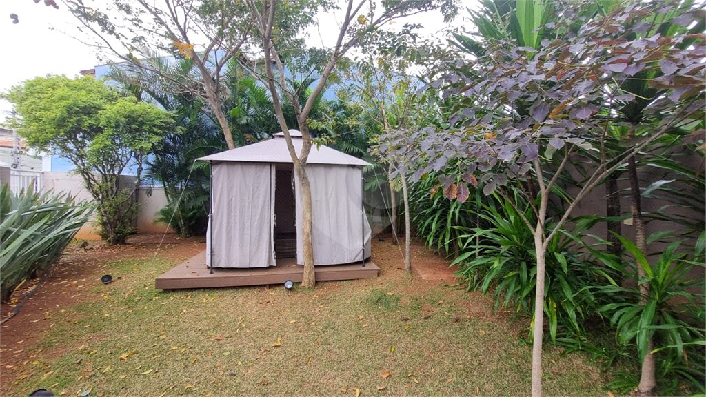 Apartamento à venda com 3 quartos, sendo 1 suíte,  em Chácara São João, São Paulo, SP