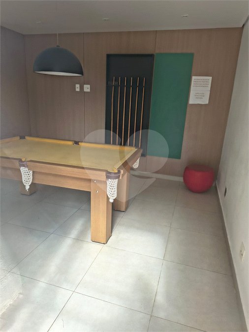 Apartamento à venda com 2 quartos, sendo 1 suíte,  em Jardim Carambeí, São Roque, SP