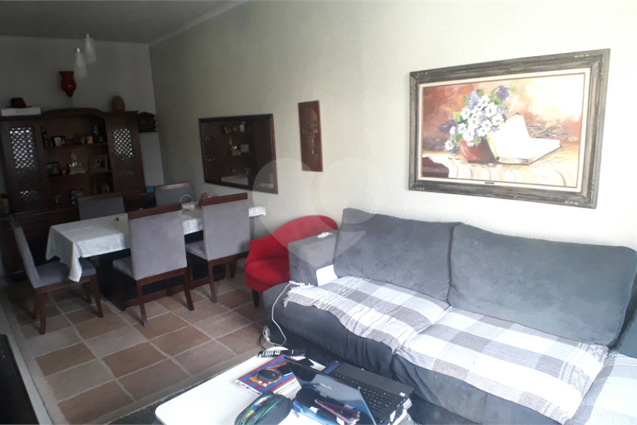 Casa Térrea à venda com 4 quartos, sendo 1 suíte, em Vila Romero, São Paulo, SP