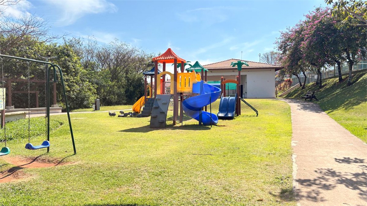 Terreno à venda no condomínio Colinas do Sol, Sorocaba - SP