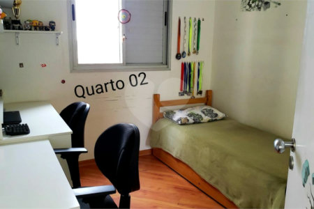 Apartamento à venda com 2 quartos em Jardim Ivana, São Paulo, SP