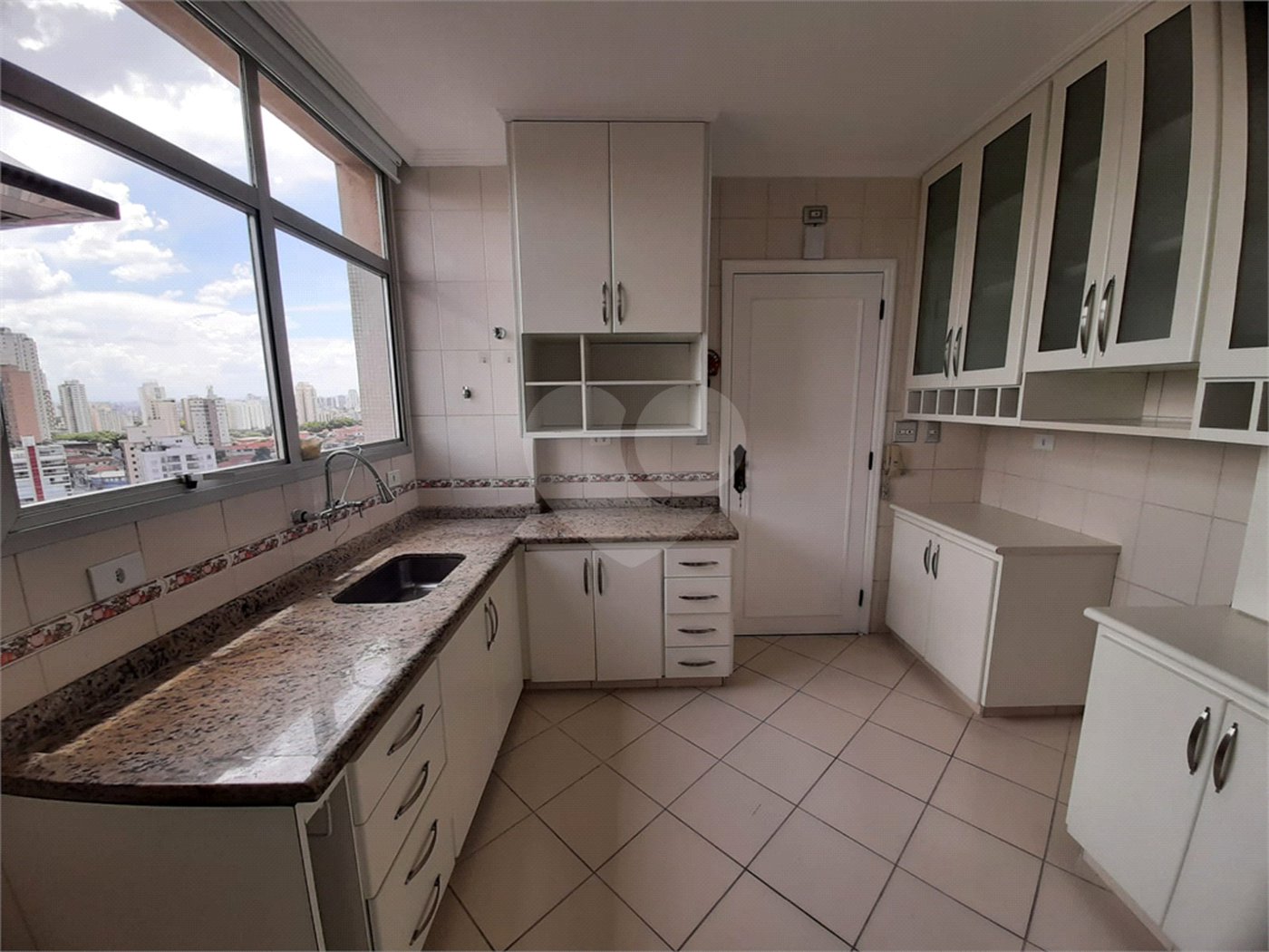 Apartamento à venda com 3 quartos, sendo 1 suíte, em Santana, São Paulo, SP