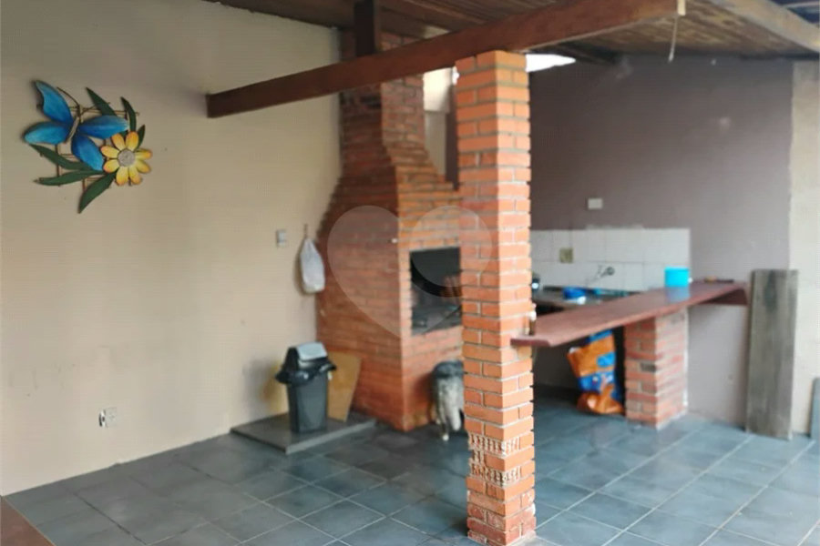Vende-se ou Aluga-se Casa com 400 m2 na Vila Mascote