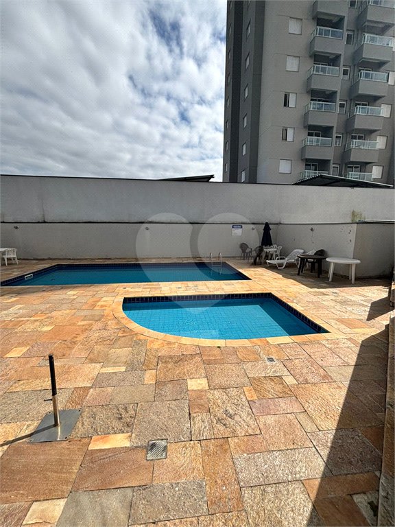 Apartamento à venda com 2 quartos, sendo 1 suíte,  em Jardim Satélite, São José dos Campos, SP