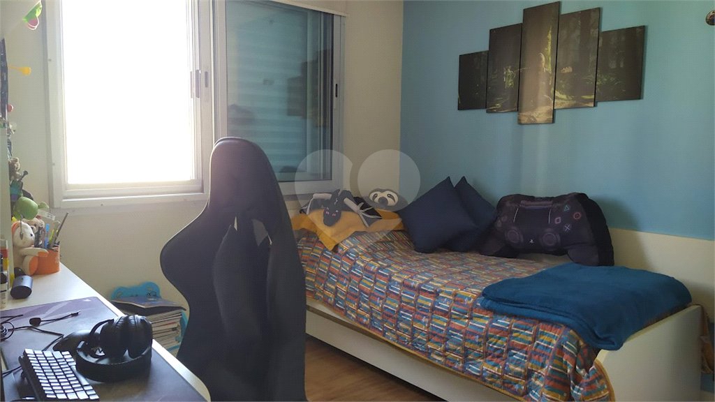 Apartamento à venda com 3 suítes em Jardim Londrina, São Paulo, SP