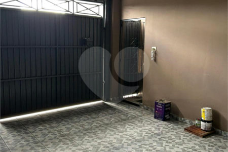 Casa à venda com 3 quartos, sendo 1 suíte, em Jardim Capão Redondo, São Paulo, SP