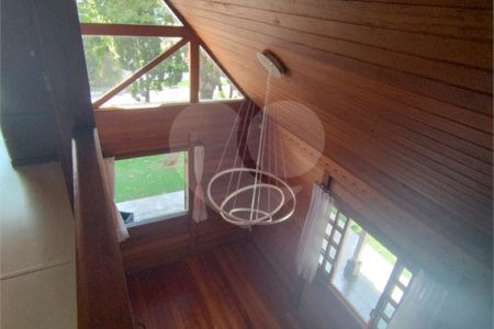 Casa à venda com 3 quartos, sendo 1 suíte, no condomínio Bosque de Greviléa, Vinhedo - SP