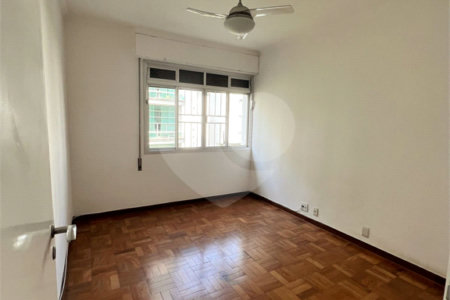 Apartamento à venda com 3 quartos, sendo 1 suíte, em Perdizes, São Paulo, SP