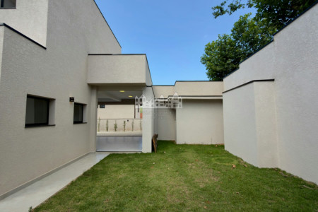 Casa à venda com 3 suítes no condomínio Celina Residencial, Atibaia - SP