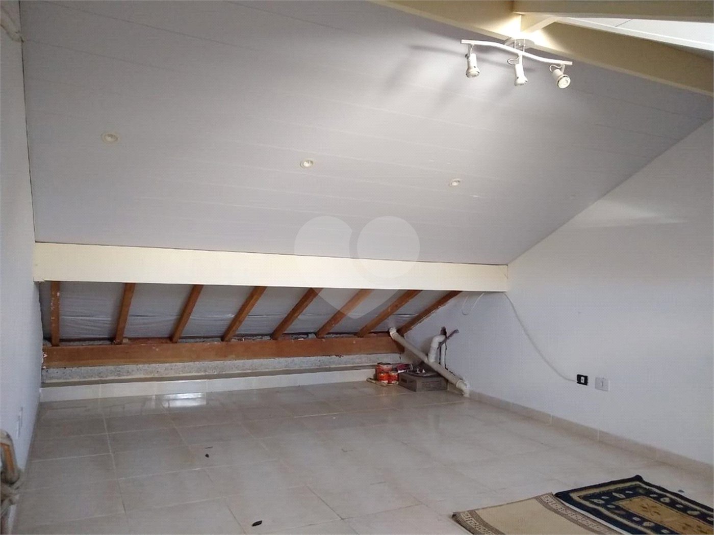 Casa à venda com 2 suítes no condomínio Residencial Pedro, São Paulo - SP