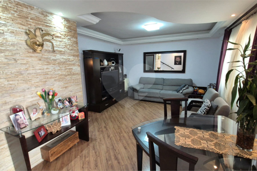 Casa à venda com 3 quartos, sendo 1 suíte, no condomínio Indefinido_ernani Pinto_439, São Paulo - SP