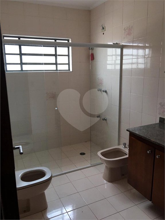 Casa à venda com 4 quartos, sendo 1 suíte, em Loteamento Loanda, Atibaia, SP