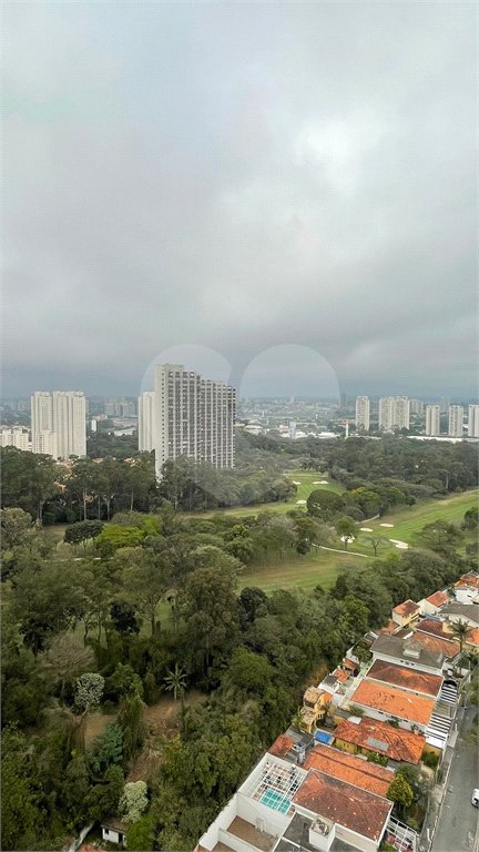 Apartamento à venda com 3 suítes em Vila Sofia, São Paulo, SP
