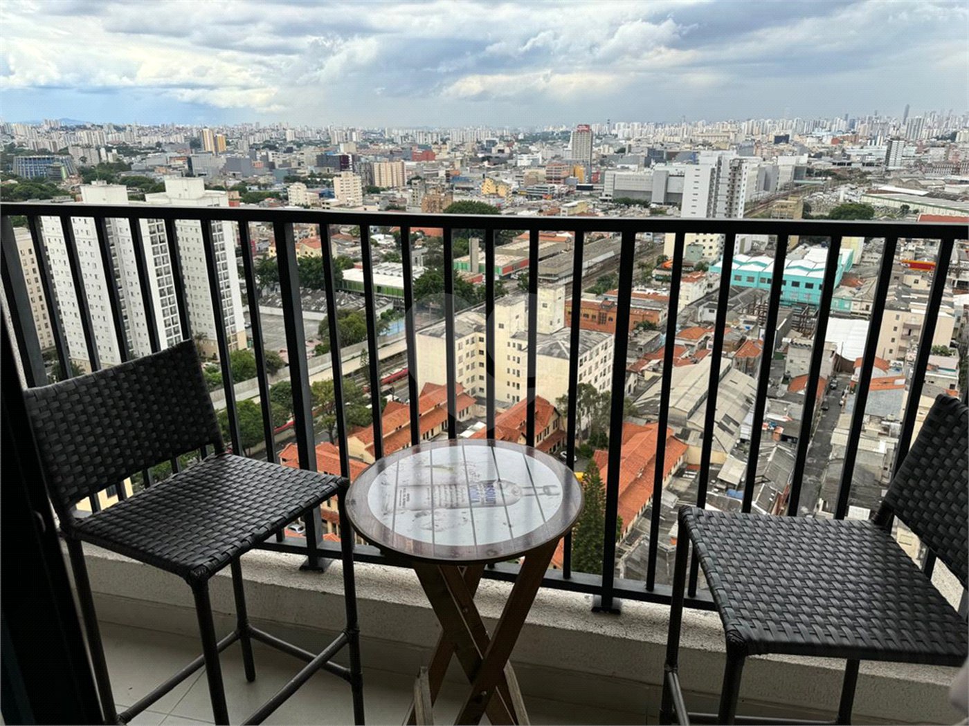 Apartamento 1 dormitório e vaga - Centro