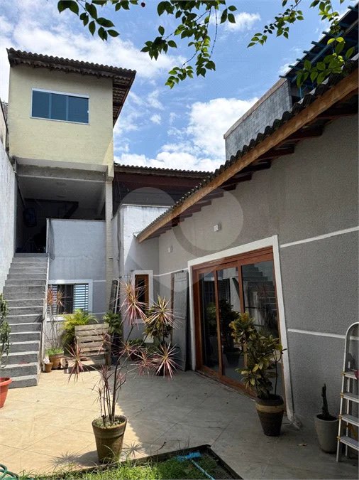 Casa à venda no Jaçanã 400m² – Amplo espaço e excelente localização!
