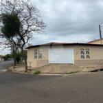 Casa á venda, com 03 Dormitórios, no Bairro Parque Primavera em São Carlos.