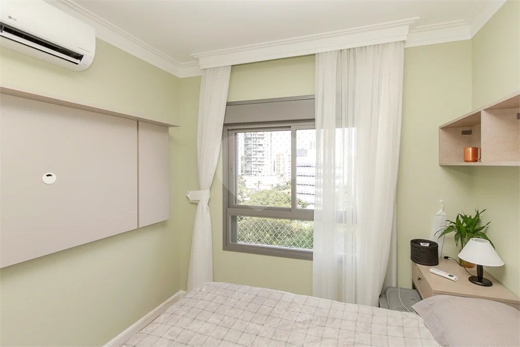 Apartamento para alugar com 3 suítes em Chácara Santo Antônio, São Paulo, SP