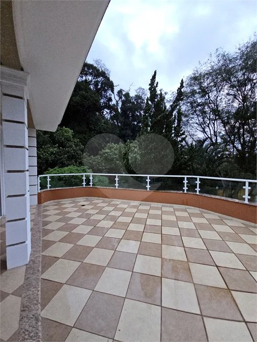 LINDA CASA PARA LOCAÇÃO COM 5 DORMITÓRIOS E PISCINA - Fernando Nobre – Cotia/SP