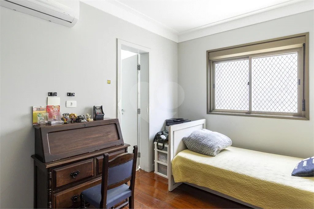 APARTAMENTO COM 3 DORMITÓRIOS, 3 SUÍTES, 3 VAGAS, LAVABO, LAZER, 193 M² - MOEMA