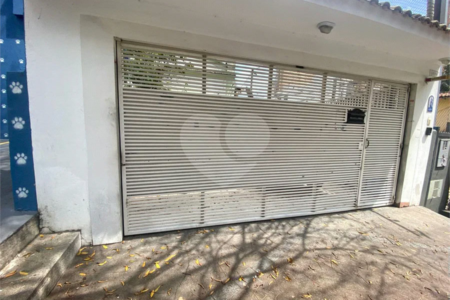 Terreno 10 X 30m,ideal para construtor, com casa principal, mais 3 casas no mesmo terreno e gerando renda, em Perdizes - São Paulo