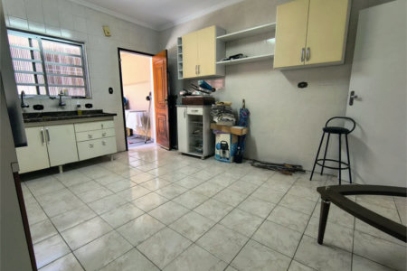 Sobrado à venda com 3 quartos, sendo 1 suíte,  em Vila Polopoli, São Paulo, SP